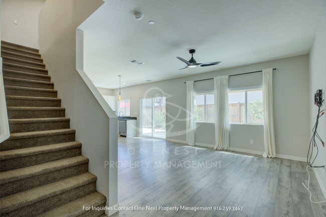 Photo - 968 Franklin St