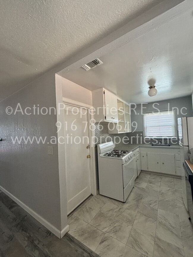 Photo - Close to Freeway, Shopping Single Story 2 Bedroom 1 Bath Large yard 1 Car Garage Drought Resistan...