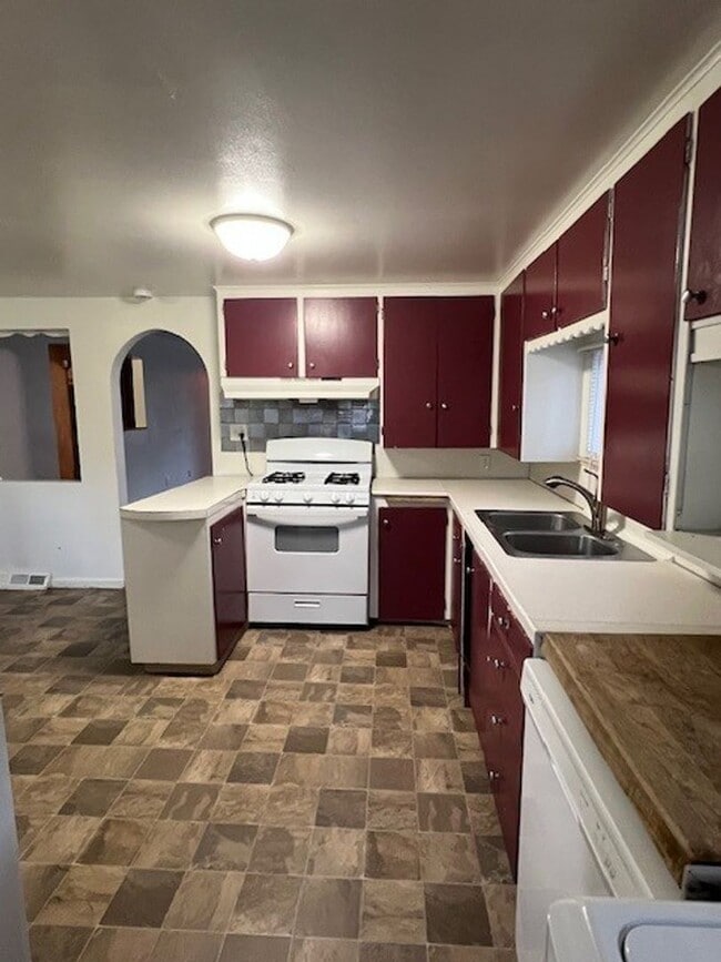 Photo - Charming 3bedroom, 1.5bathroom Home