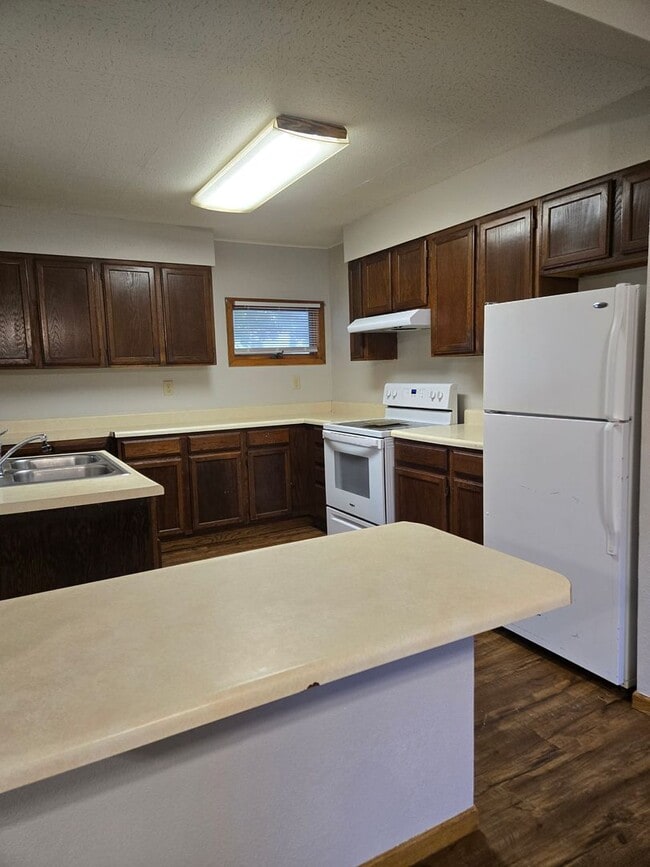 Photo - Cozy 3 Bedroom on Corner lot