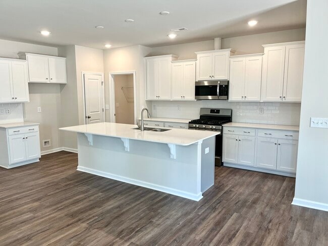 Photo - 109 Magnolia St