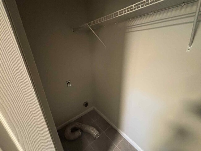 Photo - 3815 NW Huntsboro St Unit 101