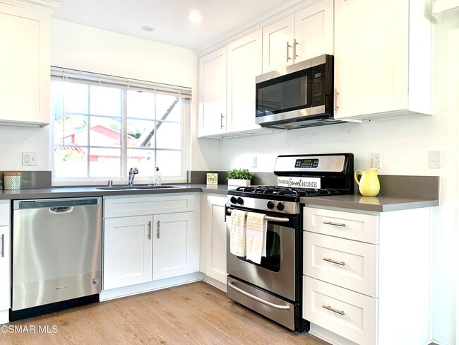 Photo - 30725 Mainmast Dr