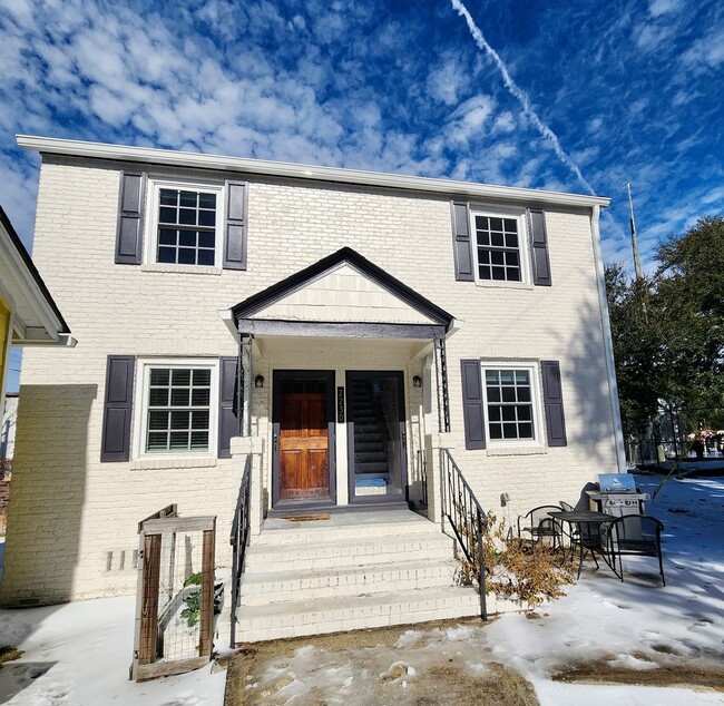 Updated two bedroom in Wagener Terrace - u... - Updated two bedroom in Wagener Terrace - u... Rental