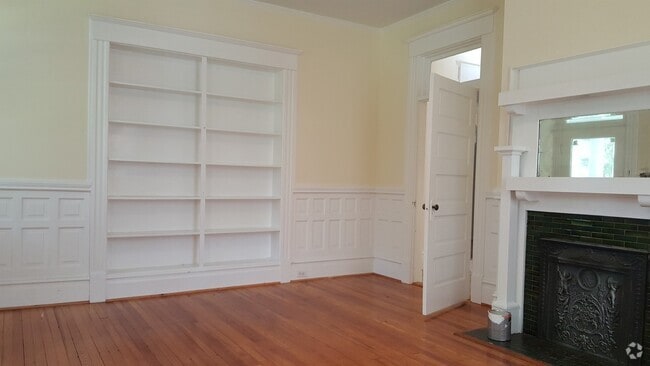 Building Photo - 1003 W Church St Unit A Rental