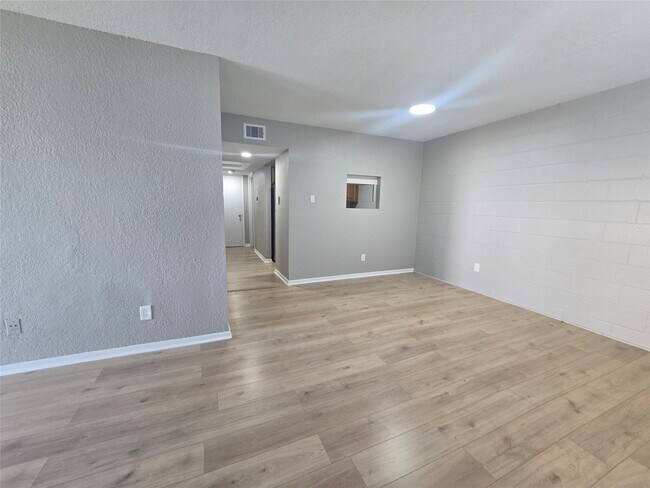 Photo - 4217 Sealy Ave