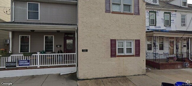 Building Photo - 512 Pond St Unit 2 Rental