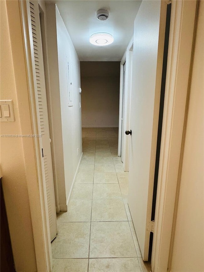 Photo - 3477 NW 44th St Unit 103