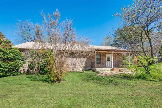Building Photo - 304 Oak Dr
