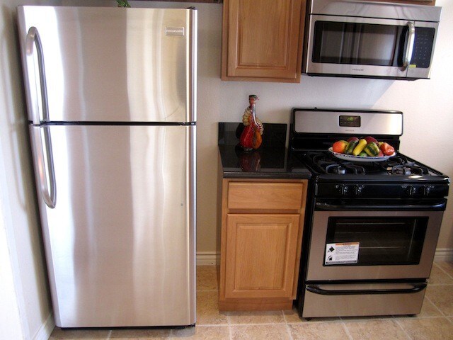 Photo - 5606 Harold Way