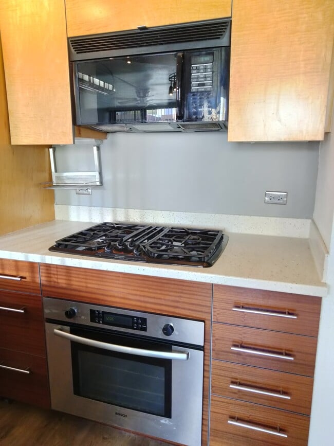 Convection Microwave; Gas Stove - 1571 Piikoi St Unit 501