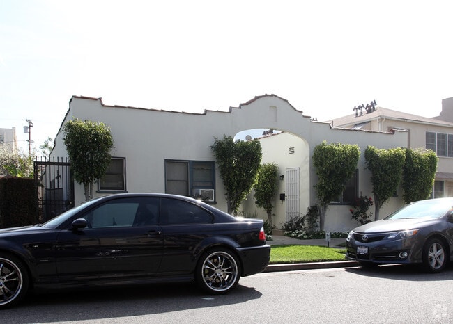 Photo - Darlington Court Apartments