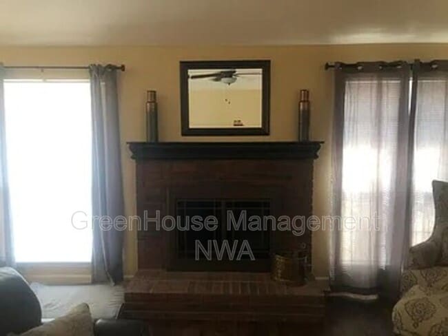 Photo - 1207 Mallard Ln