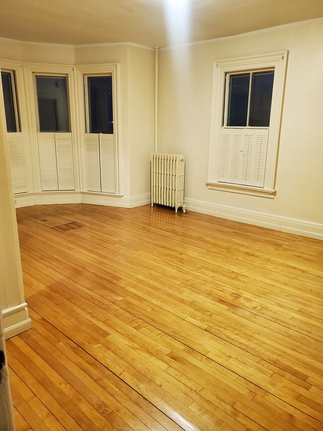 Photo - 57 Dunbar St Unit Apt 1 (Floor)