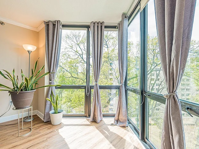 Photo - 2870 Pharr Ct S Northwest Unit 907