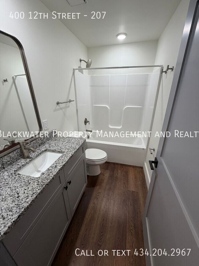 Photo - 400 12th St Unidad 207