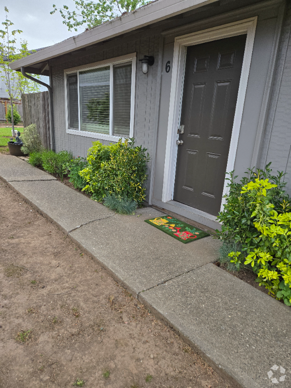 Building Photo - 14655 SW 76th Ave Unit 6 Rental