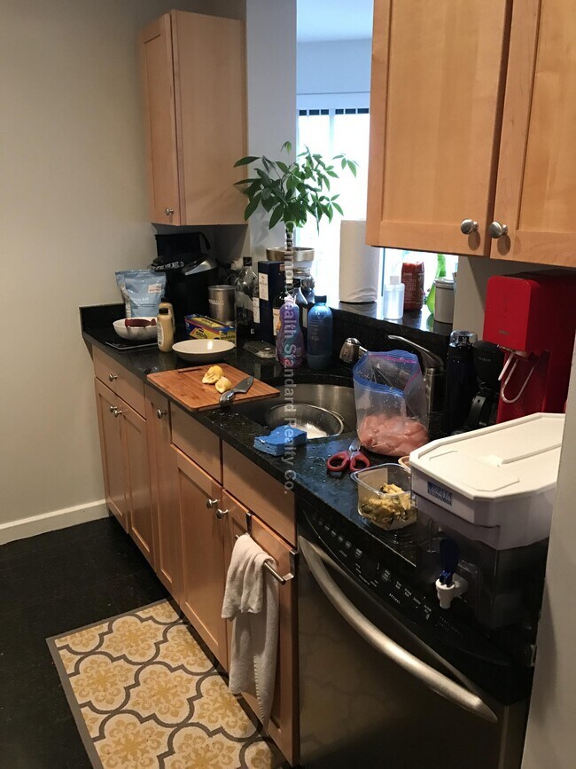 Photo - 1661-1663 Washington St. Unit 504 Unidad 504