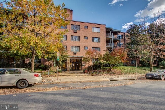 Building Photo - 2325 42nd St NW Unit 216 Rental
