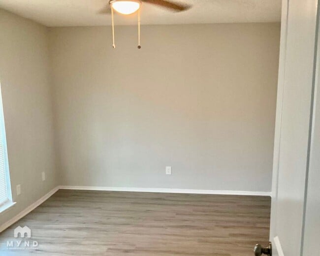 Photo - 9511 Rutherglen Dr