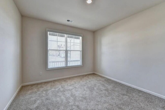 Photo - 162 Valimar Dr