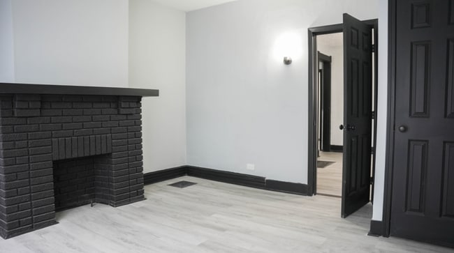 Photo - 66 Notre Dame Ave