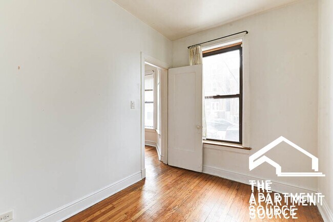 Photo - 1001 N Richmond St Unit 1N