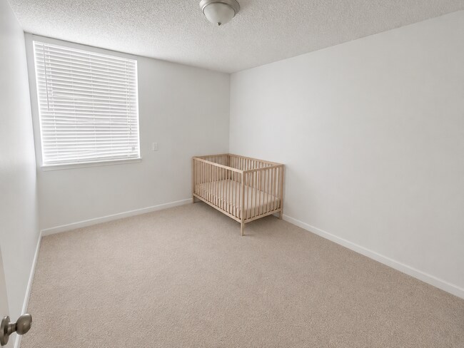 Photo - Spacious Ground Level 2 Bedroom 1 Bath Unit 1