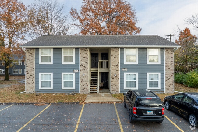 Chouteau Bay Apartments
