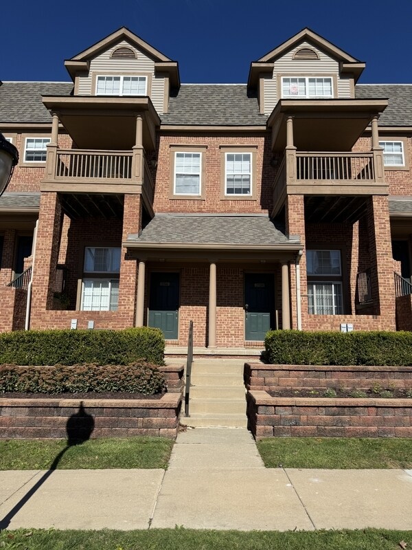 Photo - 2741 Barclay Way