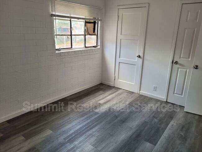 Photo - 2733 Sunland Vista