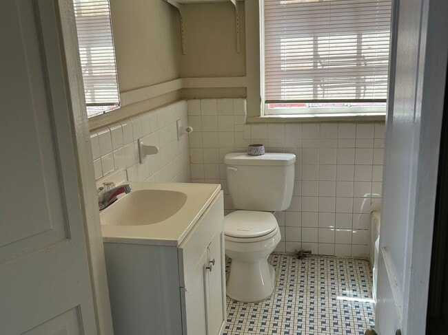 1112 Dauphine St Unit 4