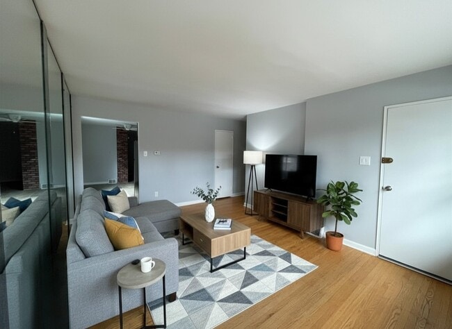 Photo - 614 Borbeck Ave Unit 1