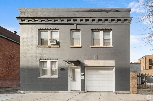 Building Photo - 64 E 46th St Unit 1 Rental