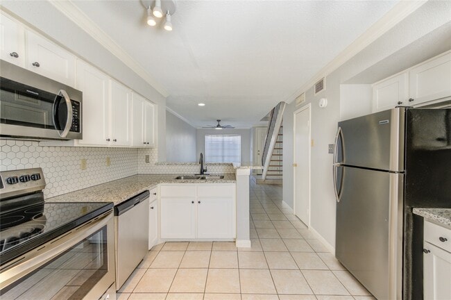 Photo - 2002 Gentryside Dr Unit 110