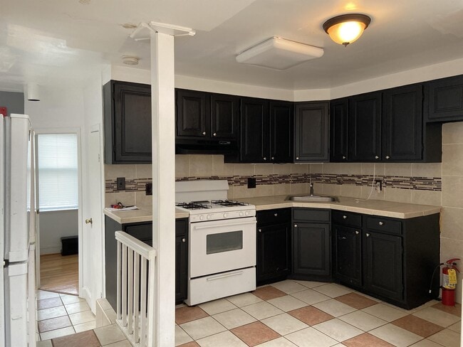 Photo - 3711 Lancaster Ave Unit 3