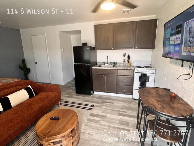 Building Photo - 114 S Wilson St Unit 11