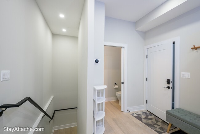 Photo - 2301 Ontario Rd NW Unit 102