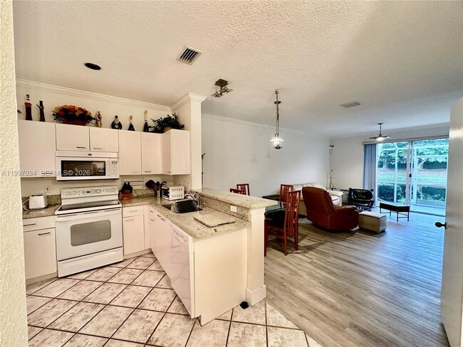 Photo - 2122 Pasa Verde Ln