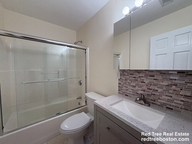 Photo - 1801 Beacon St Unit 8