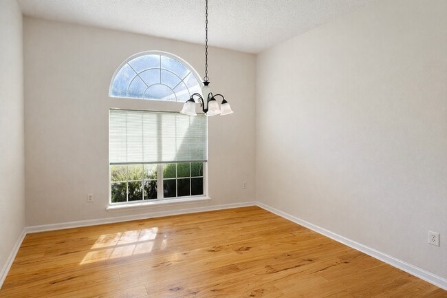 Photo - 96028 Long Is Pl