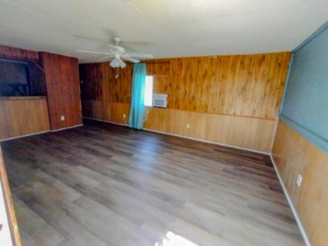115 Private Rd 3376G