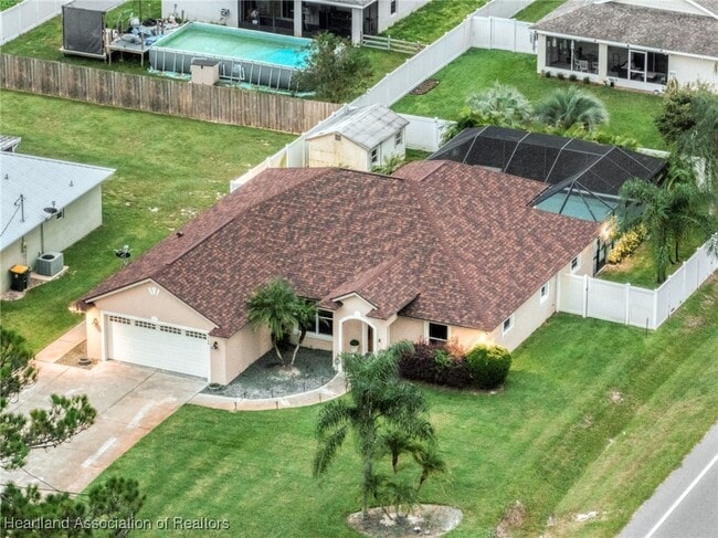 Photo - 268 Grosbeak Ave