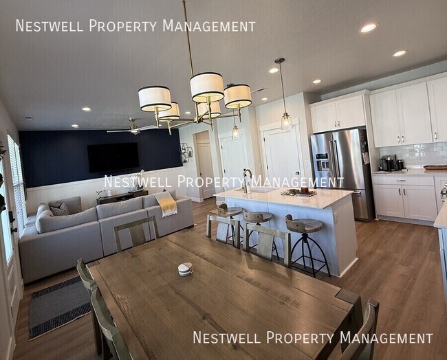 Photo - Light and Bright Daybreak Smart Townhome