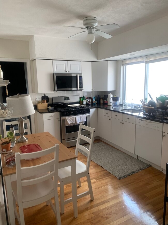 Photo - 71 5th St Unit 3