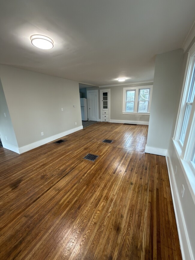 Photo - 108 Wetmore Park