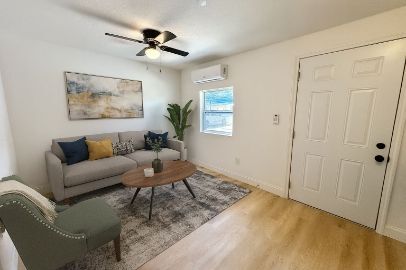 Photo - 4605 N Hubert Ave