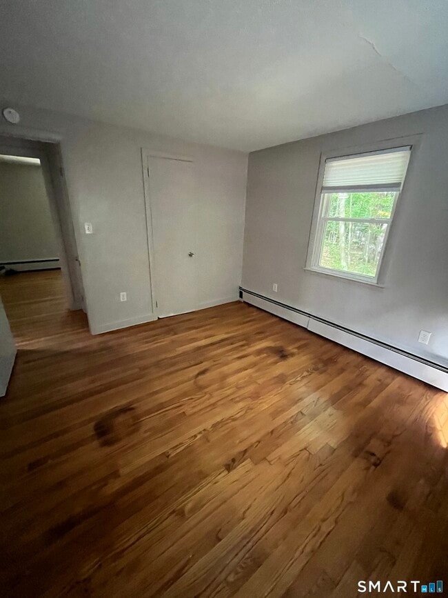 Photo - 332 Richmond Rd