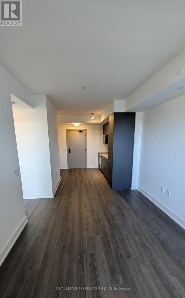 Photo - 2075 King Rd Unit 335
