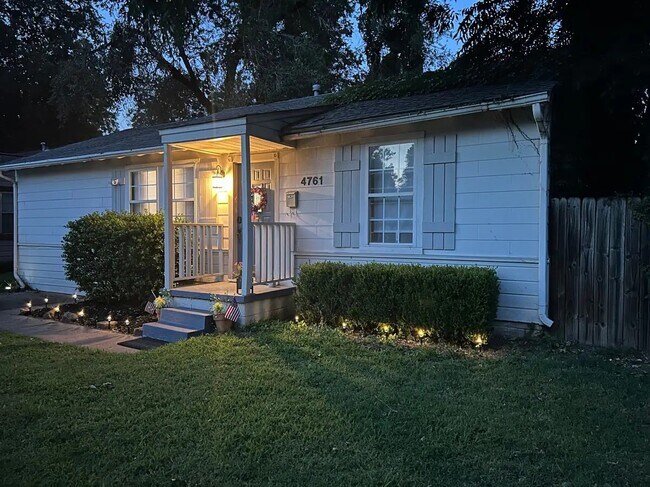 Photo - 4761 S Cincinnati Ave